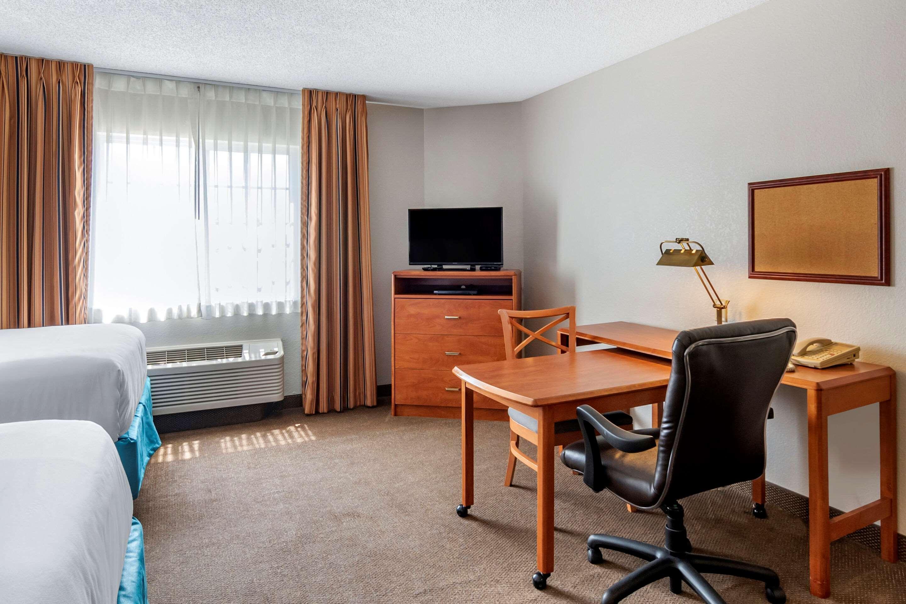 Mainstay Suites Emporia Zewnętrze zdjęcie
